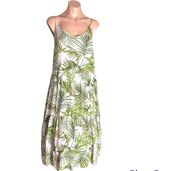 All in Favor Dresses & Skirts - All In Favor Palm Print Dress Size S